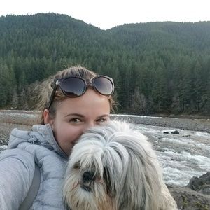 Meet your Posher, Lorena